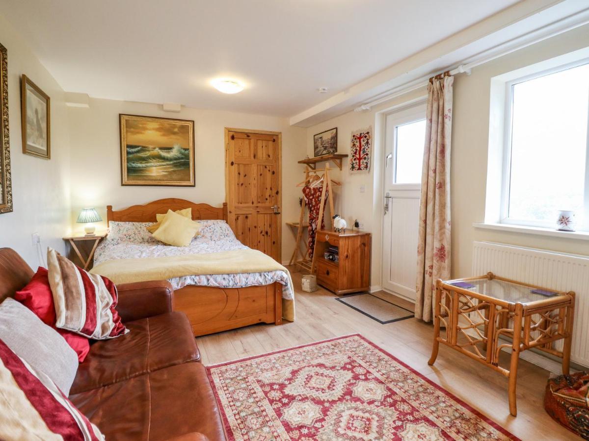 Villa Westoe Hideaway Llangollen Exterior foto